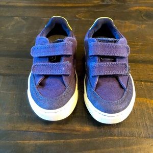 Veja Toddler Organic Cotton Velcro Sneakers